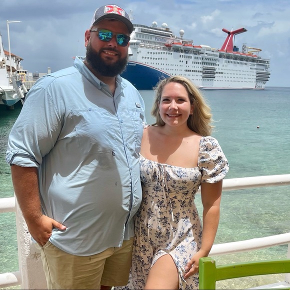 Meet your Posher, Julia - Picture 1 of 1